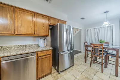 532 Rawls Circle, Irving, TX 75061 - Photo 7