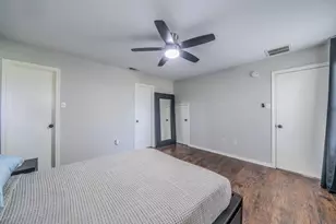 532 Rawls Cir, Irving, TX 75061 - Photo 11
