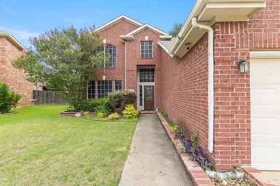 903 Summerbrook Drive, Euless, TX 76040 - Photo 3