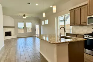 347 Freestall Dr, Midlothian, TX 76065 - Photo 5