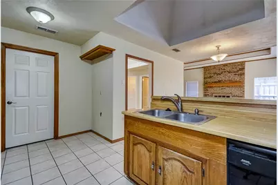 1104 Wimbledon Lane, Plano, TX 75075 - Photo 9