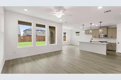 14209 Gallatin Street, Pilot Point, TX 76258 - Photo 5