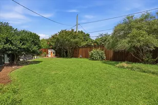 2953 Silverton Dr, Dallas, TX 75229 - Photo 37