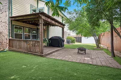 301 Stoneledge Drive, Irving, TX 75063 - Photo 21