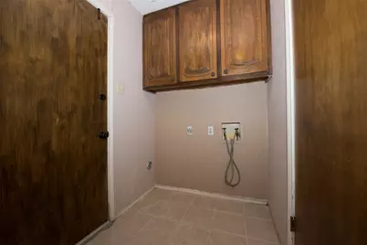 8704 Irongate Drive, North Richland Hills, TX 76182 - Photo 7