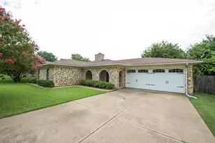 8704 Irongate Dr, North Richland Hills, TX 76182 - Photo 1