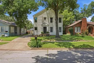1325 W Main St, Denison, TX 75020 - Photo 1