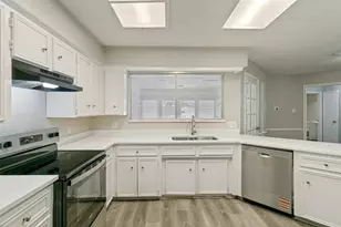 4801 Applewood Rd, Fort Worth, TX 76133 - Photo 7