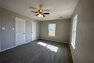 717 E Lamberth Rd, Sherman, TX 75090 - Photo 5
