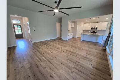 905 McAnear Street, Cleburne, TX 76033 - Photo 3