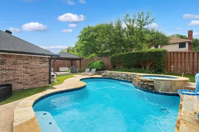 3201 Shady Glen Drive, Grapevine, TX 76051 - Photo 3