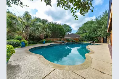 4400 Summercrest Court, Fort Worth, TX 76109 - Photo 29