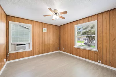 203 E 7th Street, Kaufman, TX 75142 - Photo 15