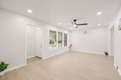 203 E 7th Street, Kaufman, TX 75142 - Photo 5