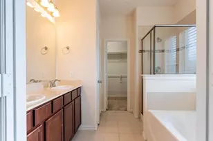 2601 N Sun Creek Dr, Little Elm, TX 75066 - Photo 15