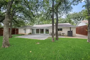 412 Twin Creek Dr, Hurst, TX 76053 - Photo 29
