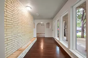 412 Twin Creek Dr, Hurst, TX 76053 - Photo 9
