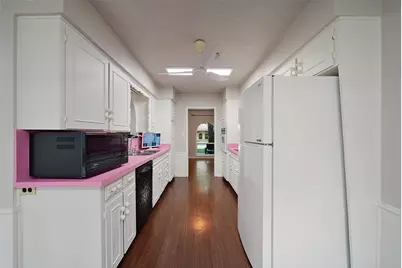 412 Twin Creek Drive, Hurst, TX 76053 - Photo 15