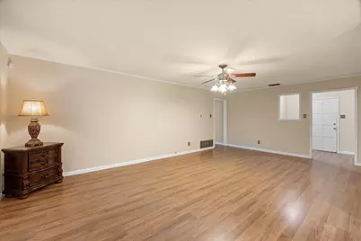 2470 Phelps Street, Stephenville, TX 76401 - Photo 3