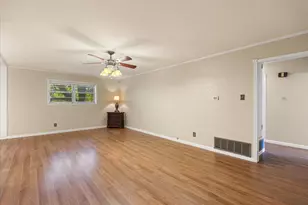 2470 Phelps St, Stephenville, TX 76401 - Photo 5