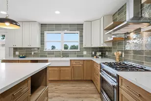 108 E San Benito Dr, Robinson, TX 76706 - Photo 13