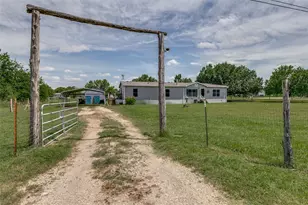 10900 Pikes Peak, Venus, TX 76084 - Photo 9