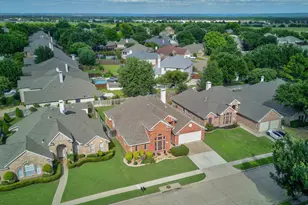 6303 Clear Pool Dr, Arlington, TX 76018 - Photo 33