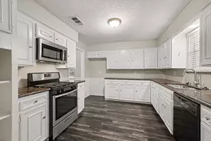 1702 Yorkshire Dr, Richardson, TX 75082 - Photo 7