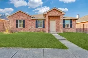 1942 Ryder Dr, Lancaster, TX 75146 - Photo 1
