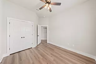 9824 Durango Trail, Waco, TX 76712 - Photo 17