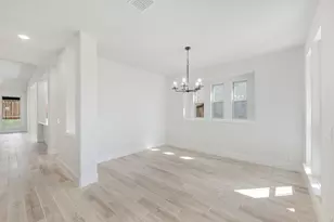 816 Condor St, Joshua, TX 76058 - Photo 9
