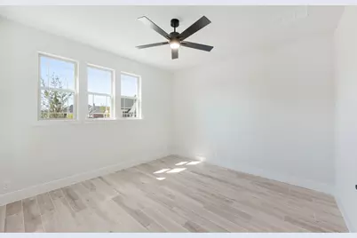 816 Condor Street, Joshua, TX 76058 - Photo 5