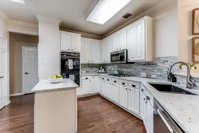 11406 New Orleans Drive, Frisco, TX 75035 - Photo 13