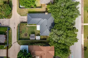 209 Hillcrest Dr, Midlothian, TX 76065 - Photo 5