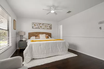 200 Saddle Rock Court, Irving, TX 75063 - Photo 13