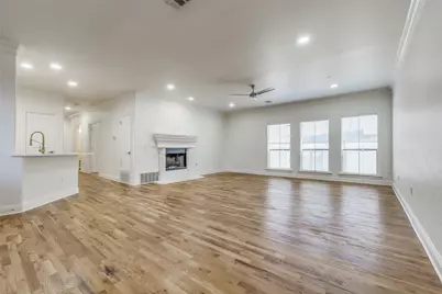 4210 Prescott #E, Dallas, TX 75219 - Photo 5