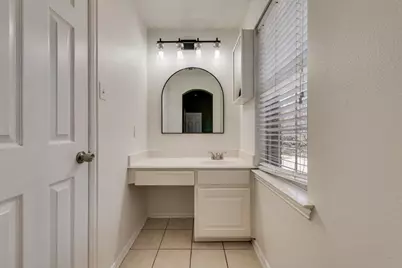 515 Suffolk Drive, Grand Prairie, TX 75052 - Photo 21
