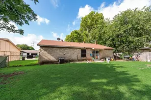 1717 Glenview Ln, Arlington, TX 76014 - Photo 21