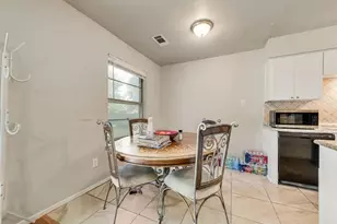 1717 Glenview Ln, Arlington, TX 76014 - Photo 9