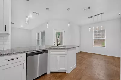 2000 Skylark Drive, Arlington, TX 76010 - Photo 13