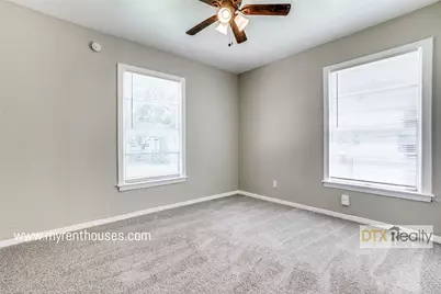 8623 Stonehurst Street, Dallas, TX 75217 - Photo 17