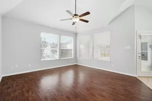 3117 Irvine Dr, Carrollton, TX 75007 - Photo 7