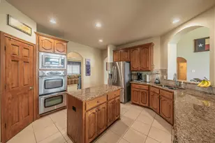 1424 Bassett Hound Dr, Fort Worth, TX 76052 - Photo 7