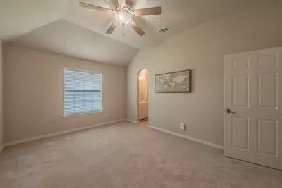 1424 Bassett Hound Drive, Fort Worth, TX 76052 - Photo 31
