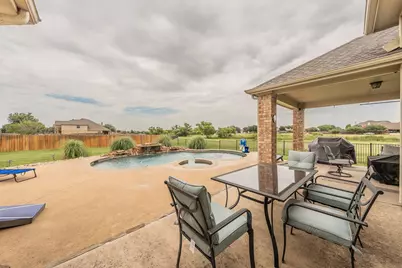 1424 Bassett Hound Drive, Fort Worth, TX 76052 - Photo 33