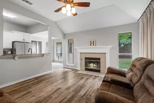 115 S Bluebonnet Cir, Justin, TX 76247 - Photo 15
