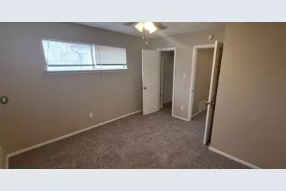 805 N Oak Street #105, Arlington, TX 76011 - Photo 5