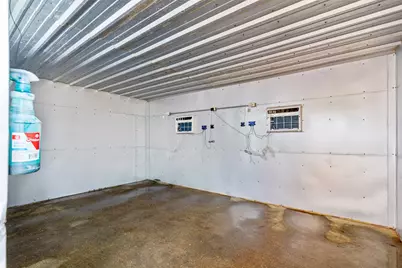 324 E Highway 6, Iredell, TX 76649 - Photo 17