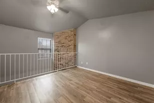 9459 Olde Village Ct, Dallas, TX 75227 - Photo 11