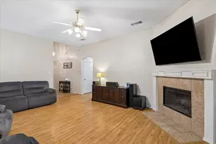 1701 Fern Dr, Mansfield, TX 76063 - Photo 5